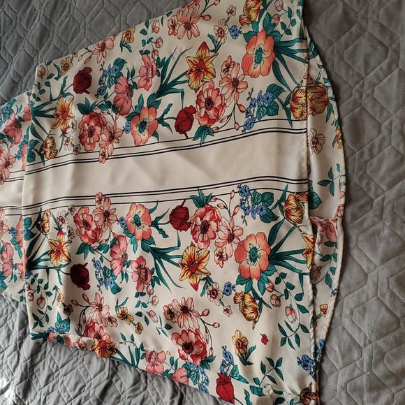 Floral Maxi Dress - Picture 6 of 13